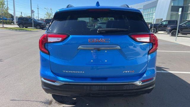 2024 GMC Terrain AT4