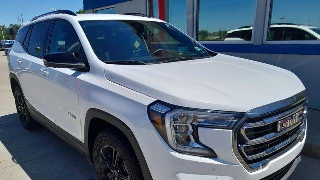2024 GMC Terrain AT4