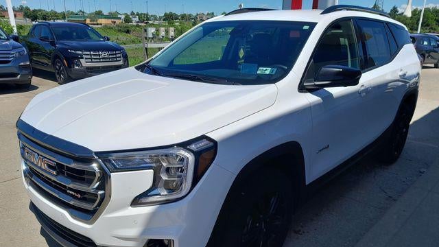 2024 GMC Terrain AT4