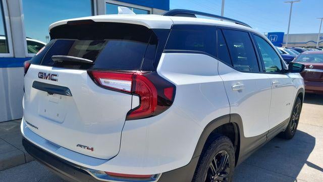 2024 GMC Terrain AT4