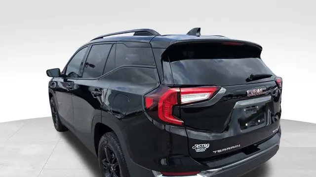 2023 GMC Terrain AT4