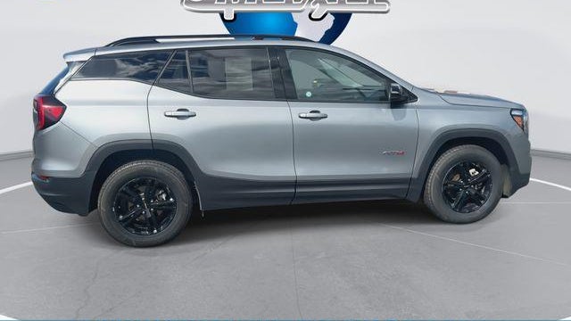 2023 GMC Terrain AT4
