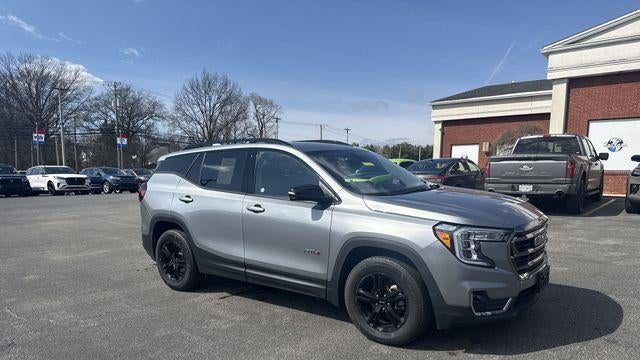 2023 GMC Terrain AT4