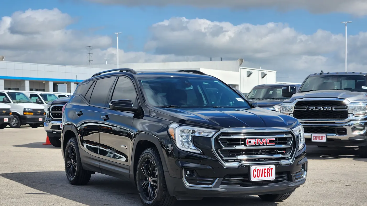 2023 GMC Terrain AT4