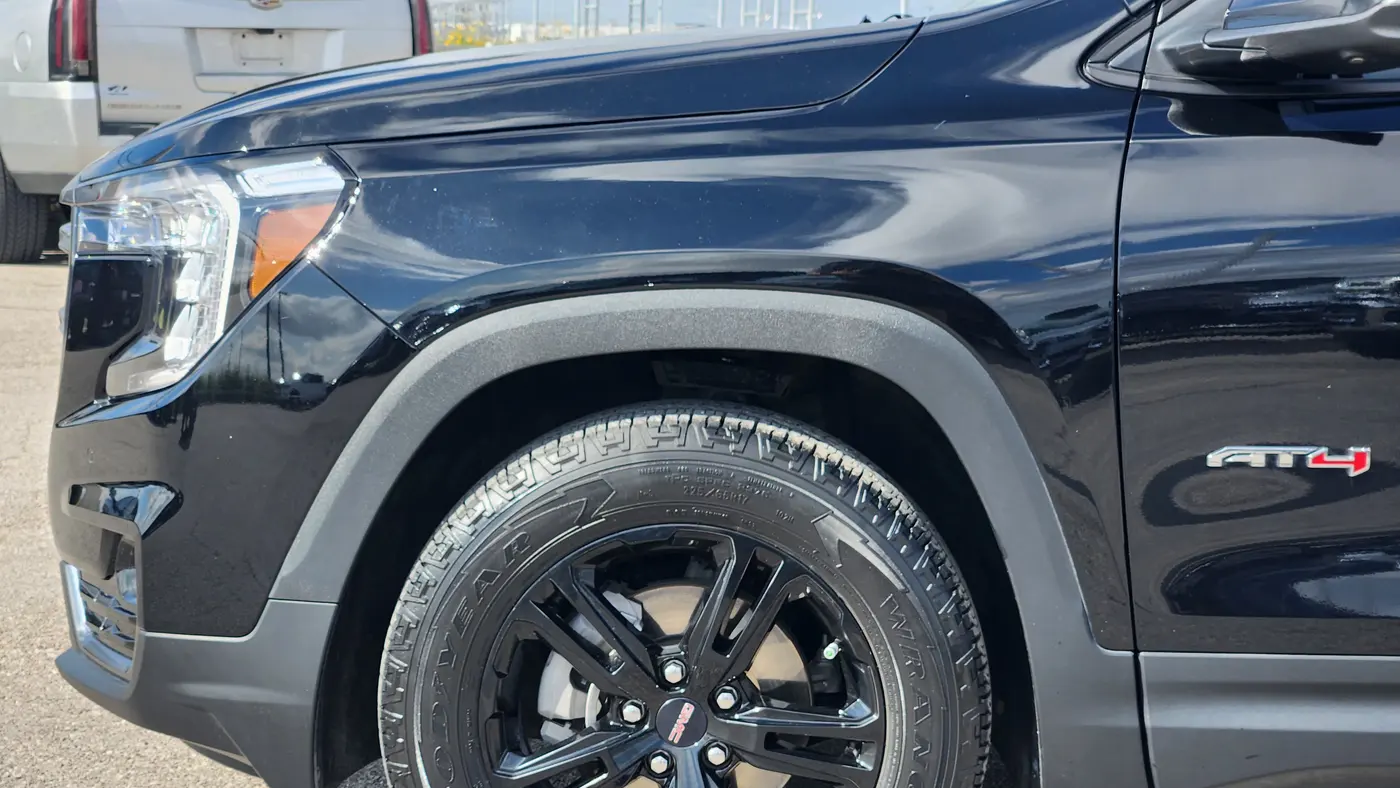 2023 GMC Terrain AT4