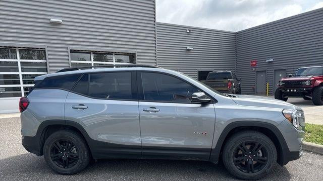2023 GMC Terrain AT4