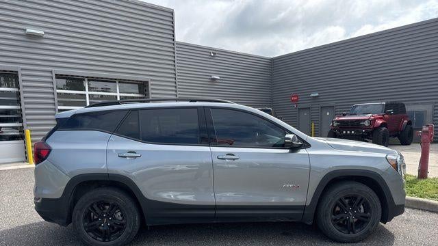 2023 GMC Terrain AT4