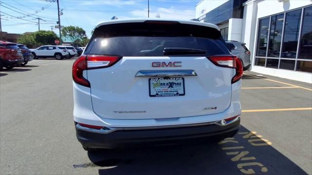 2024 GMC Terrain AT4