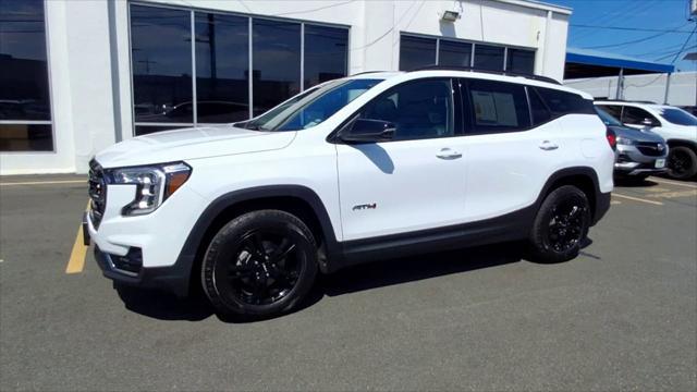 2024 GMC Terrain AT4