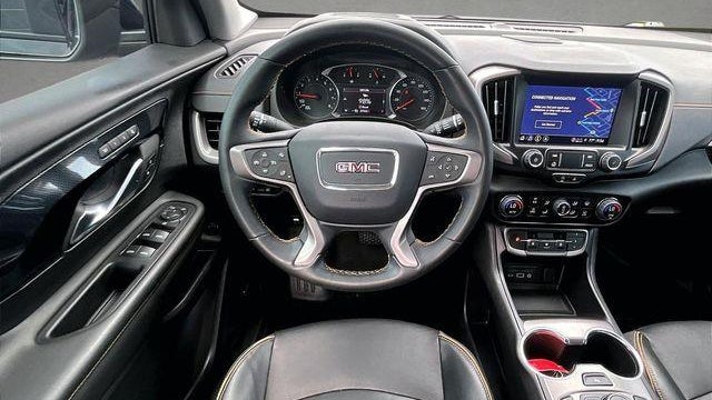 2023 GMC Terrain AT4