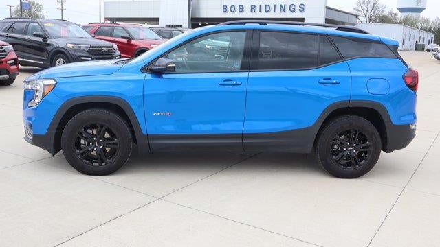 2024 GMC Terrain AT4