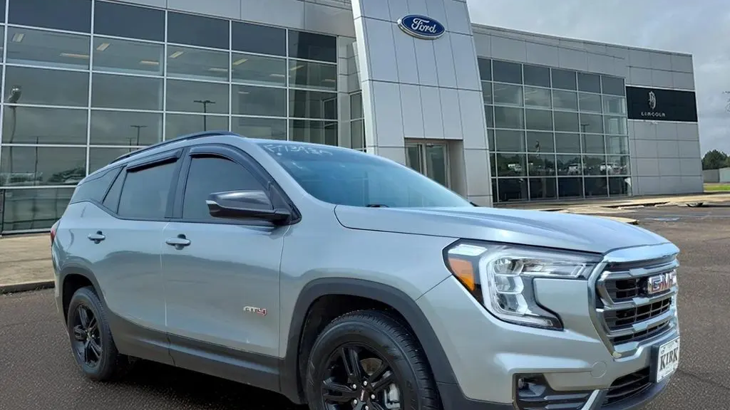 2024 GMC Terrain AT4