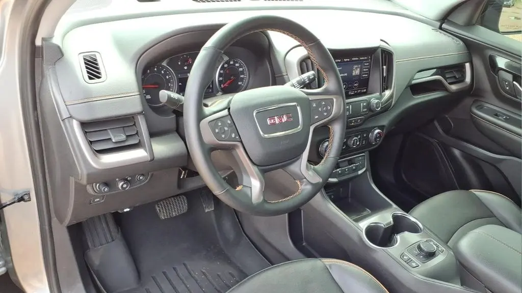 2024 GMC Terrain AT4
