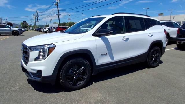 2023 GMC Terrain AT4
