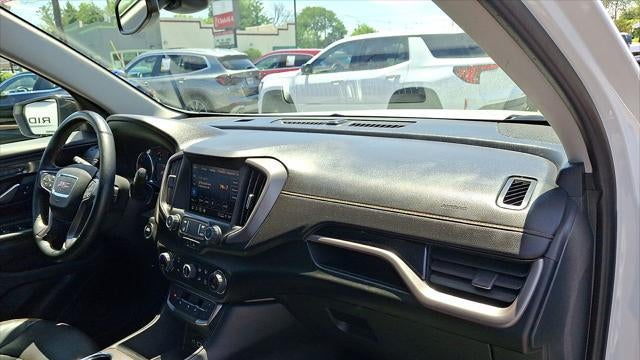 2023 GMC Terrain AT4