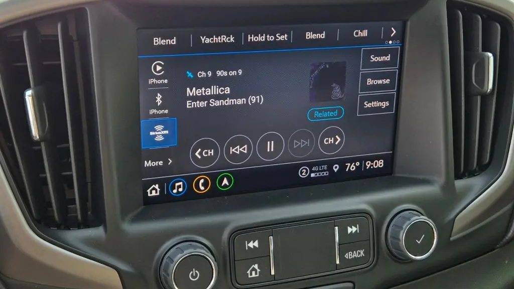 2023 GMC Terrain AT4