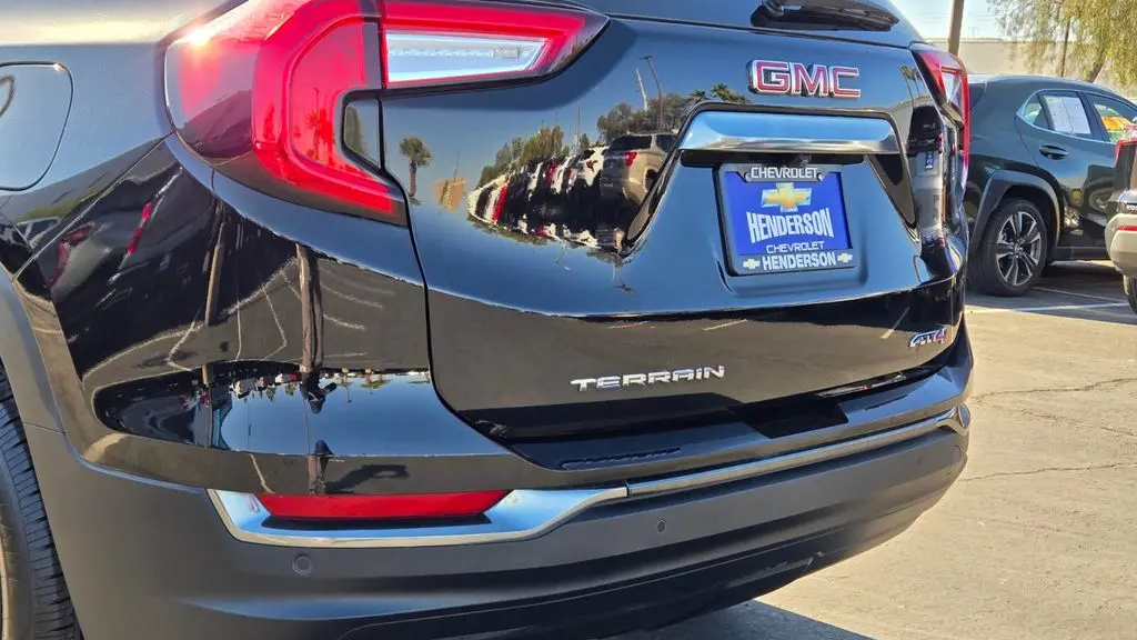 2023 GMC Terrain AT4