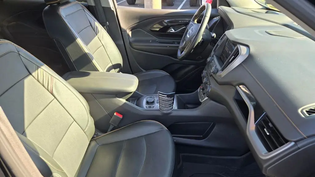 2023 GMC Terrain AT4
