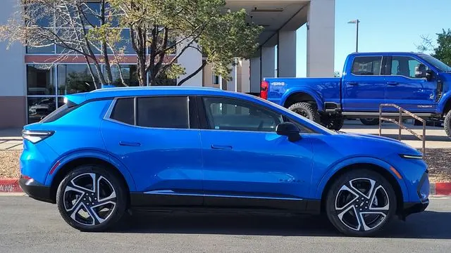 2025 Chevrolet Equinox EV LT