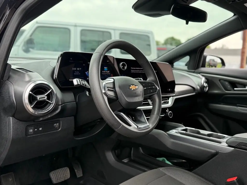 2026 Chevrolet Equinox - $34,000