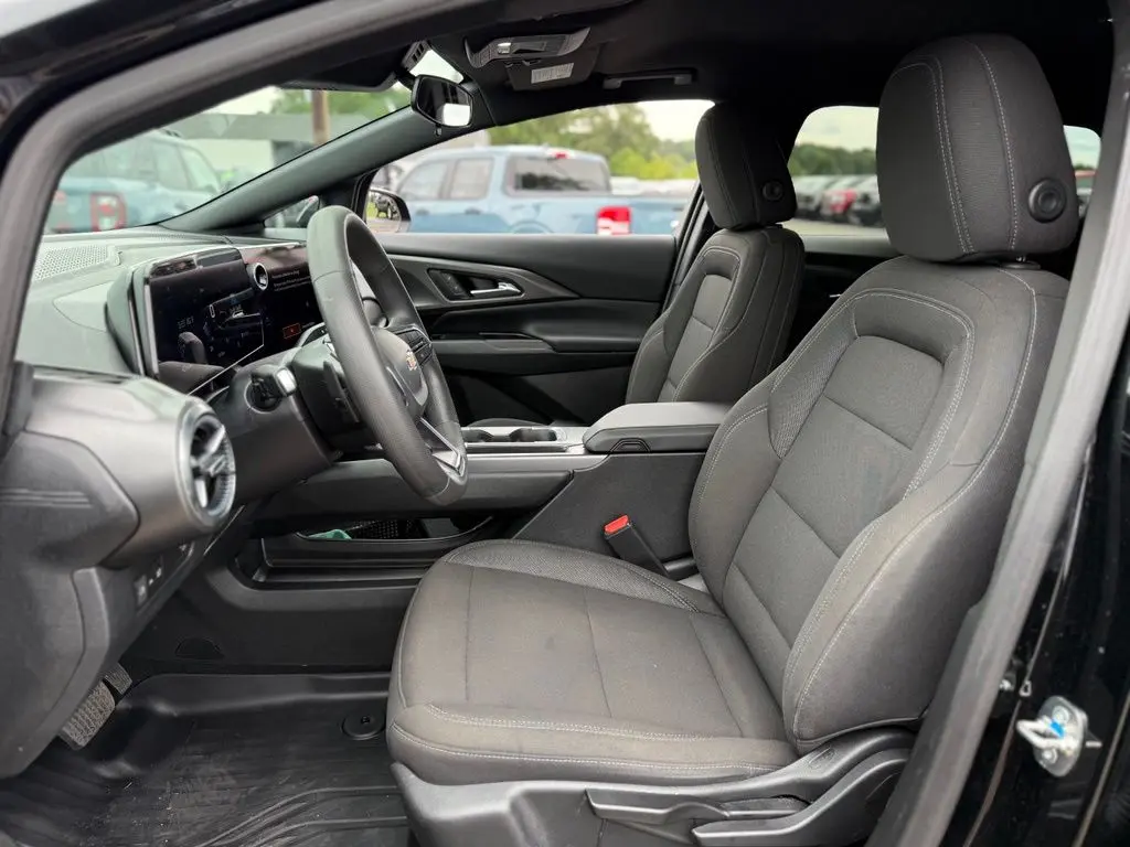 2026 Chevrolet Equinox - $34,000