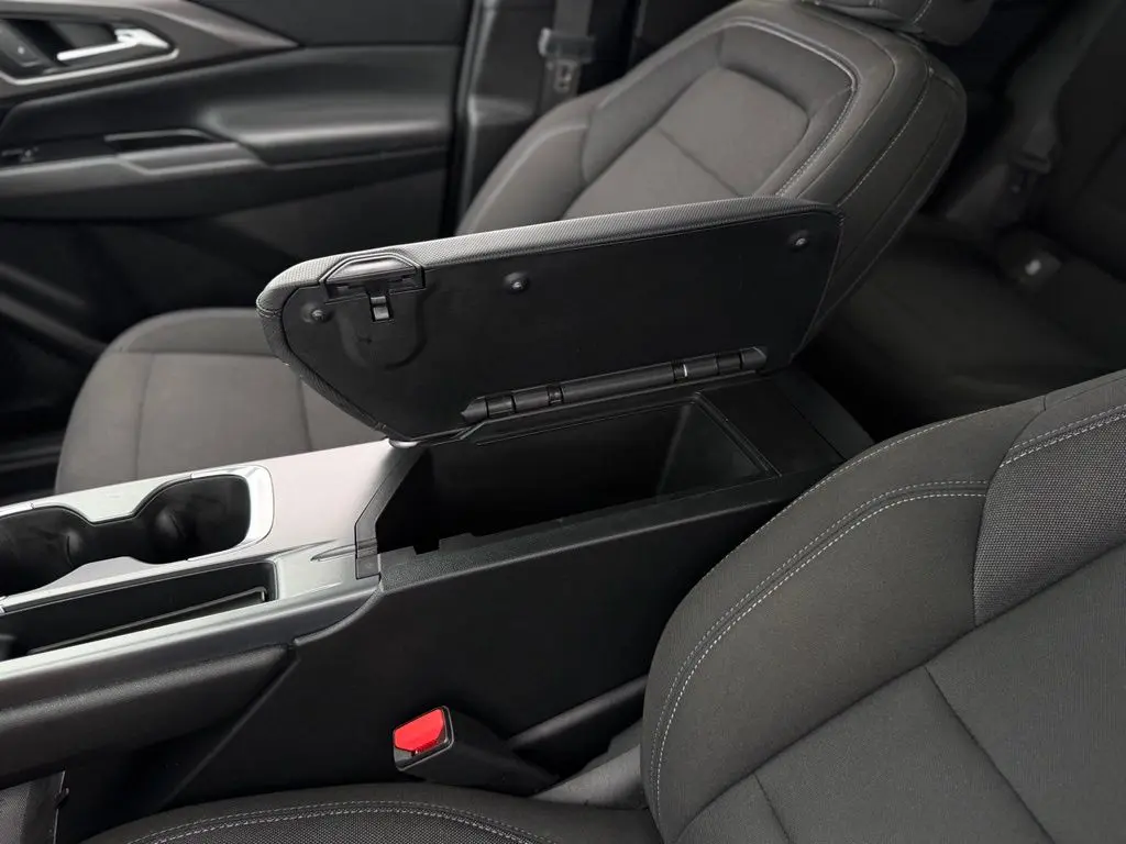 2026 Chevrolet Equinox - $34,000
