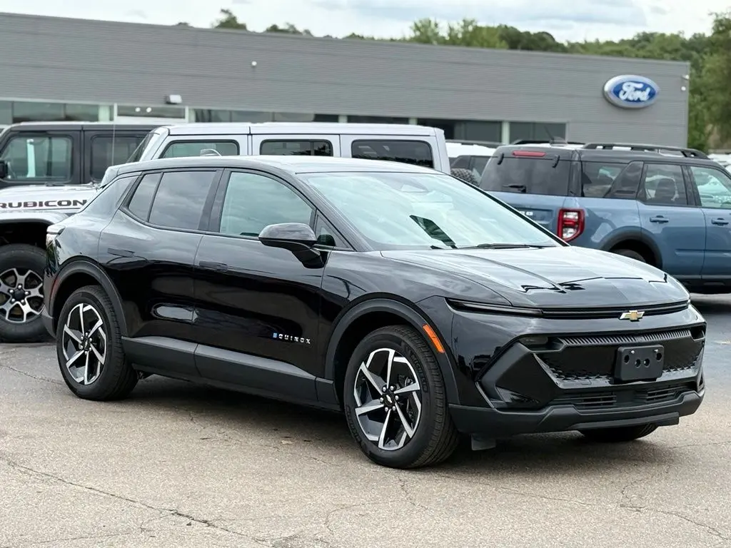 2026 Chevrolet Equinox - $34,000