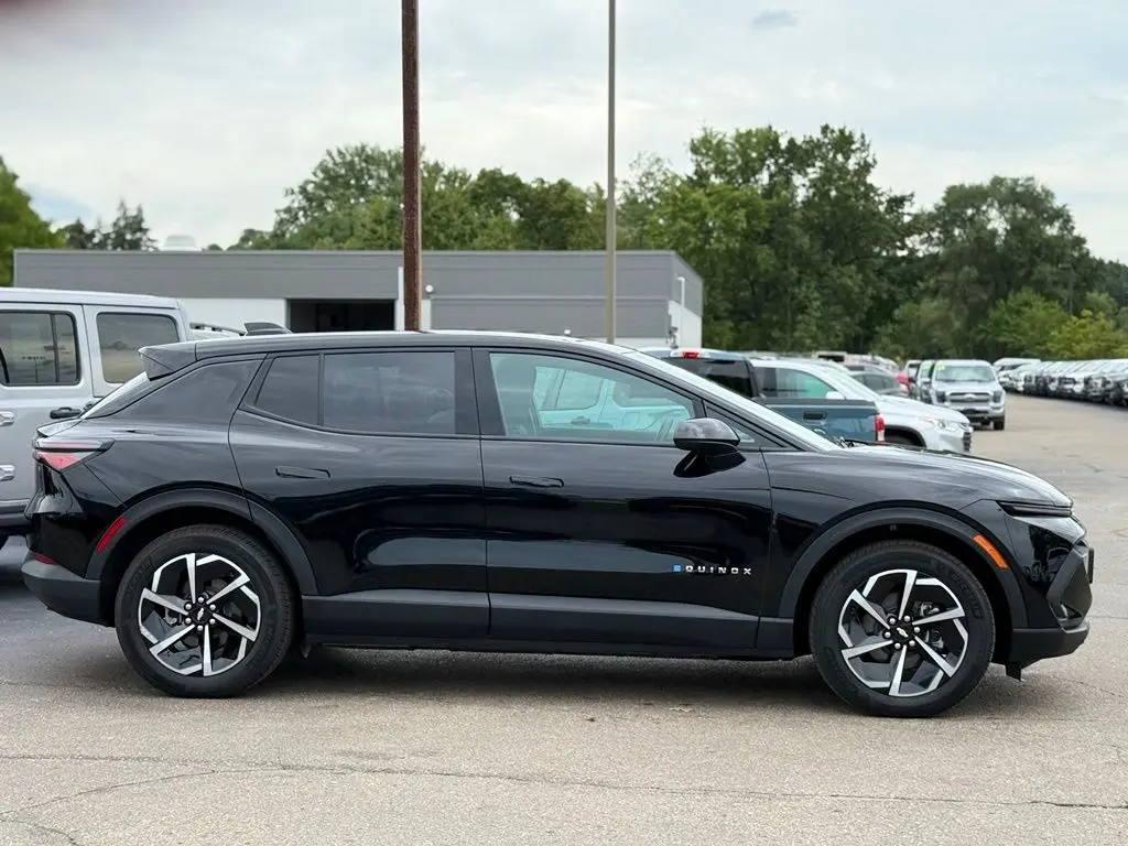 2026 Chevrolet Equinox - $34,000