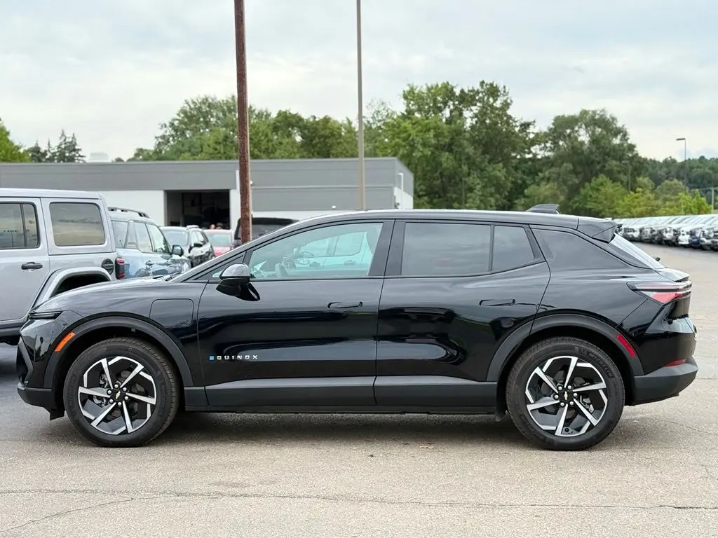 2026 Chevrolet Equinox - $34,000