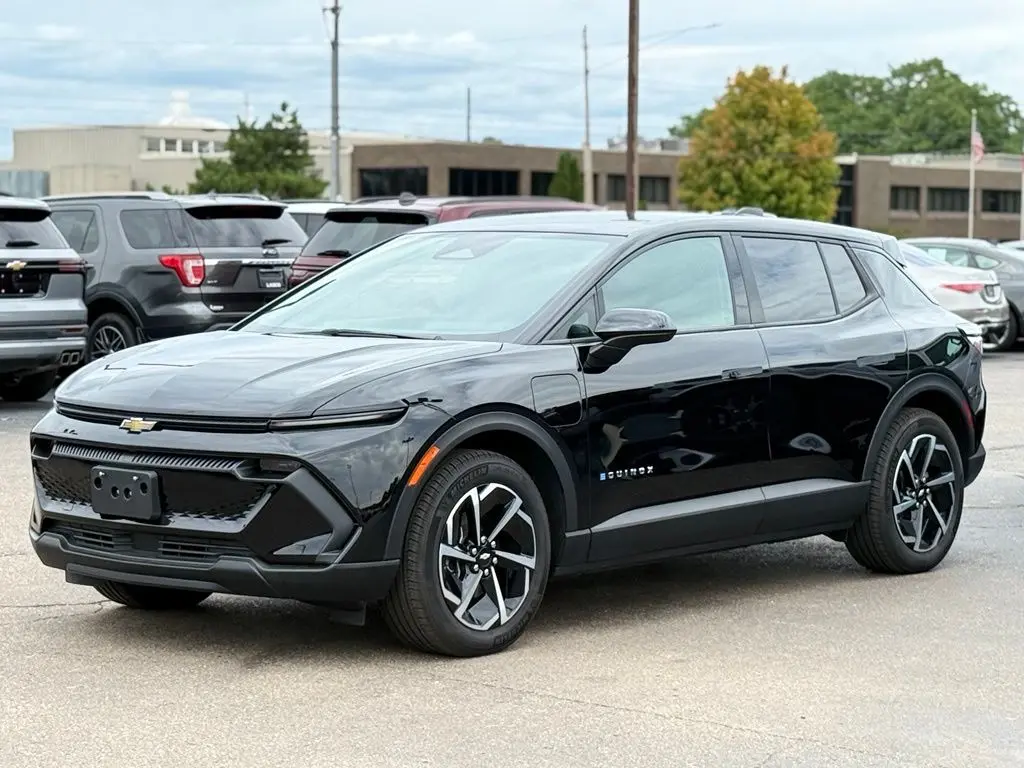 2026 Chevrolet Equinox - $34,000