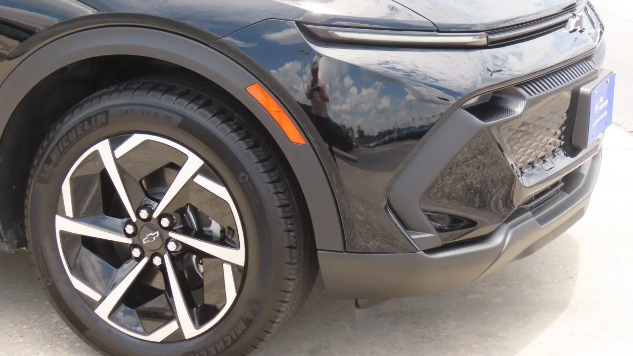2026 Chevrolet Equinox EV LT 1