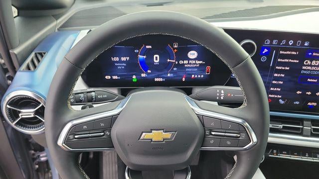 2025 Chevrolet Equinox EV LT 2