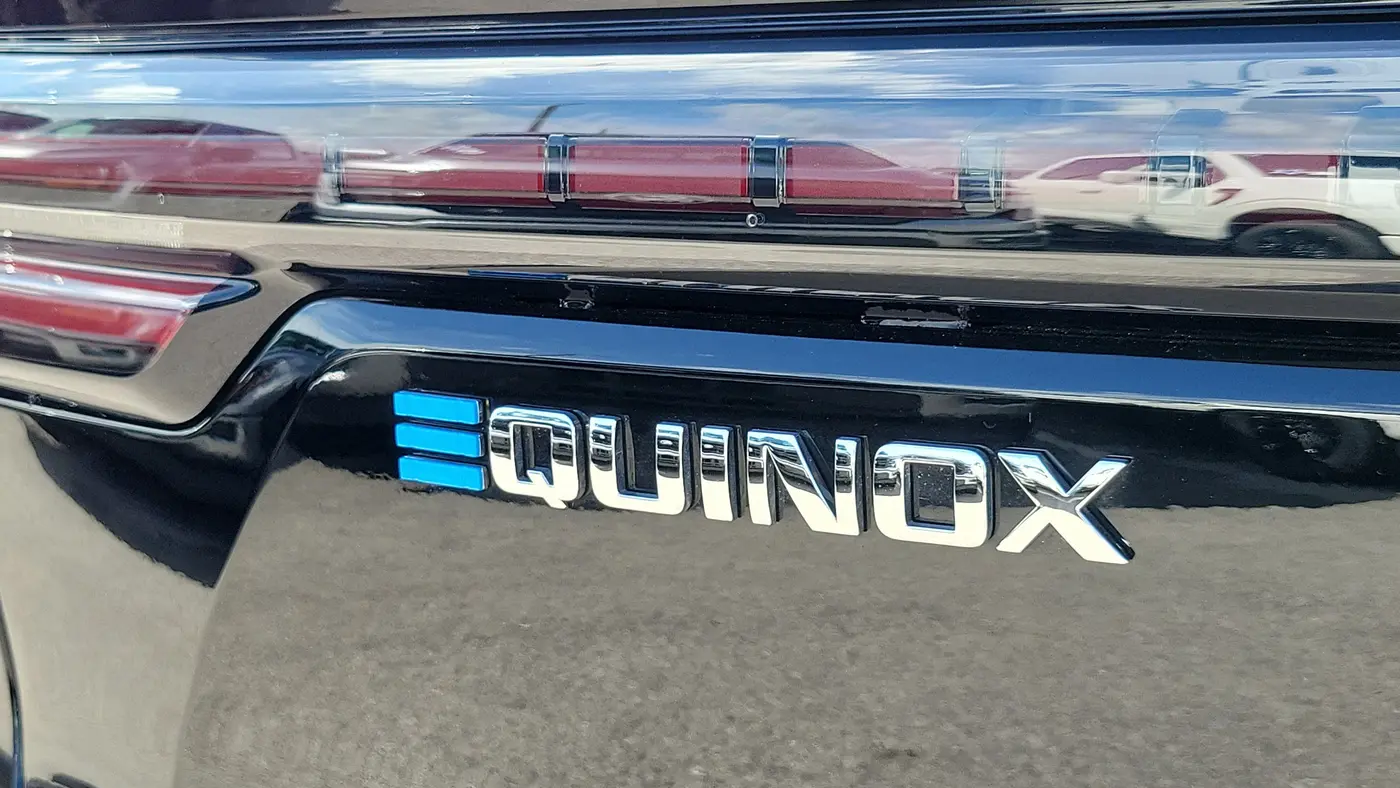 2026 Chevrolet Equinox EV LT 2