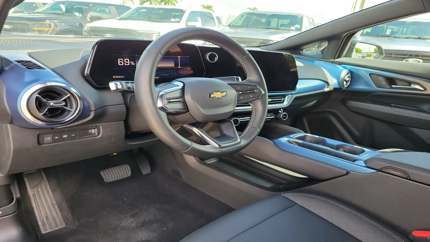 2026 Chevrolet Equinox EV LT 2