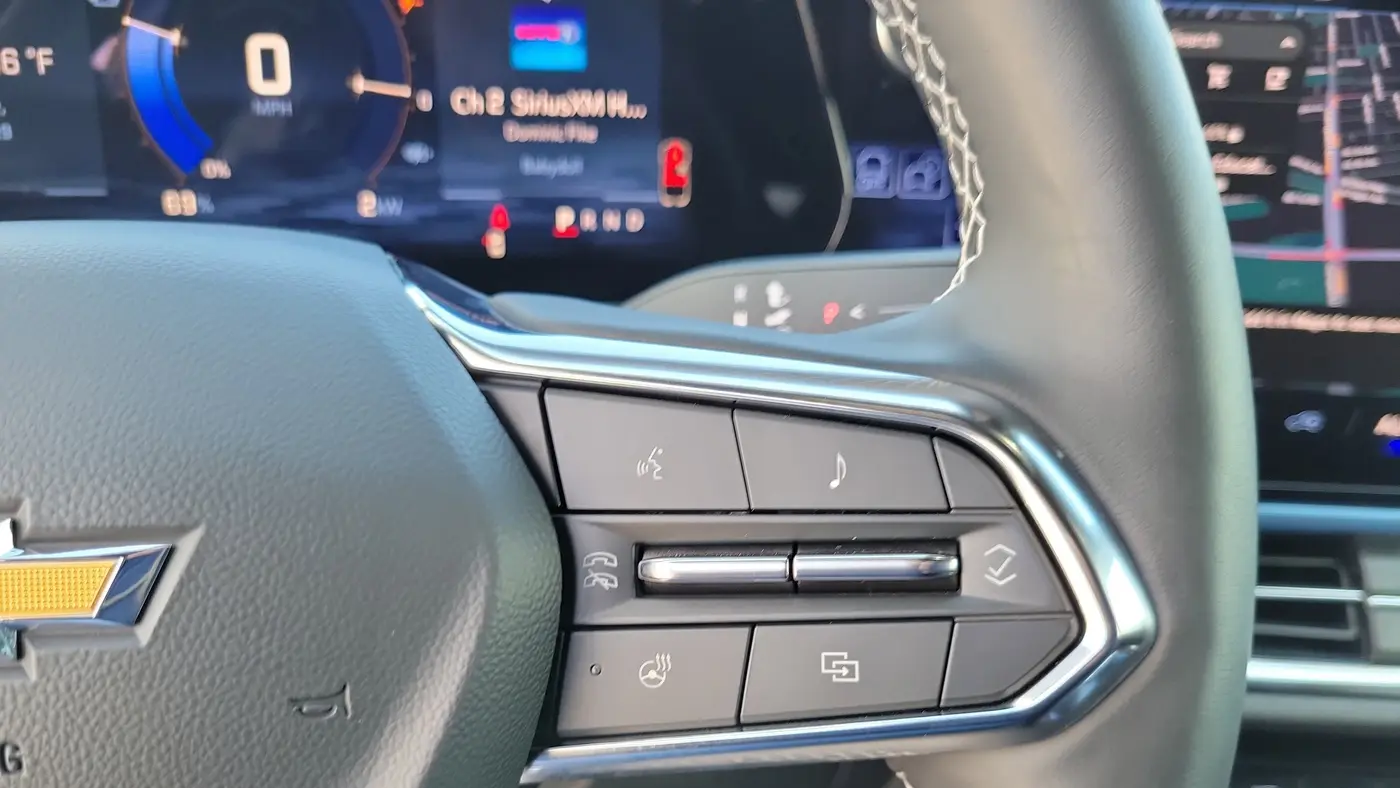 2026 Chevrolet Equinox EV LT 2