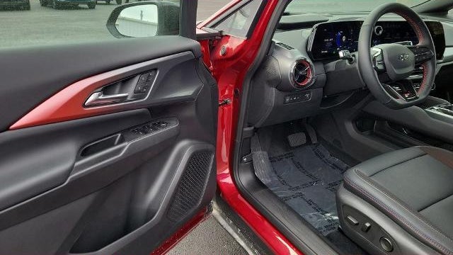2025 Chevrolet Equinox EV RS