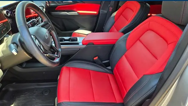 2025 Chevrolet Equinox EV RS