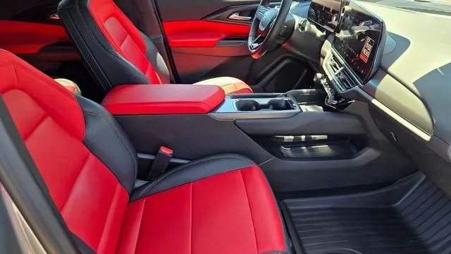 2025 Chevrolet Equinox EV RS