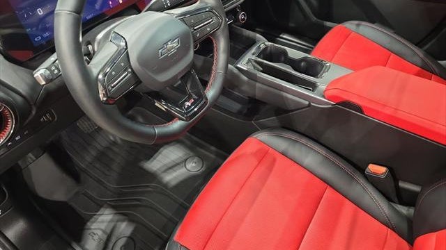 2025 Chevrolet Equinox EV RS