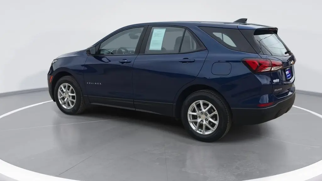 2023 Chevrolet Equinox LS