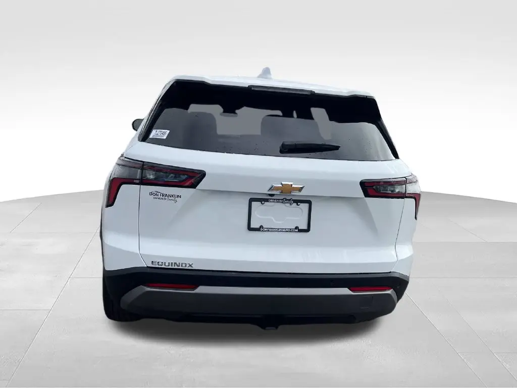 2026 Chevrolet Equinox - $27,855