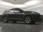 2025 Equinox Thumbnail 22