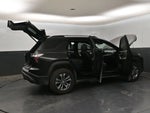 2025 Equinox Thumbnail 40