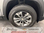 2025 Equinox Thumbnail 19