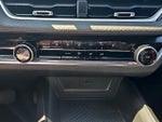 2025 Equinox Thumbnail 19
