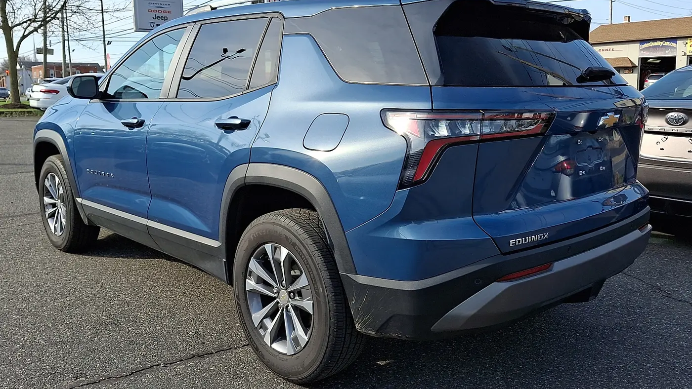 2025 Chevrolet Equinox LT