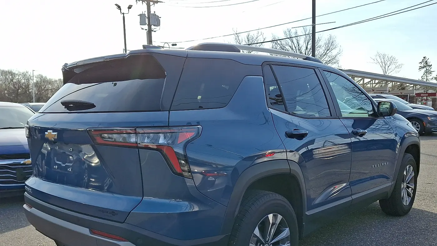 2025 Chevrolet Equinox LT