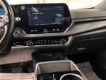 2025 Equinox Thumbnail 37