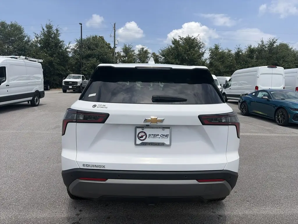2025 Chevrolet Equinox - $23,560