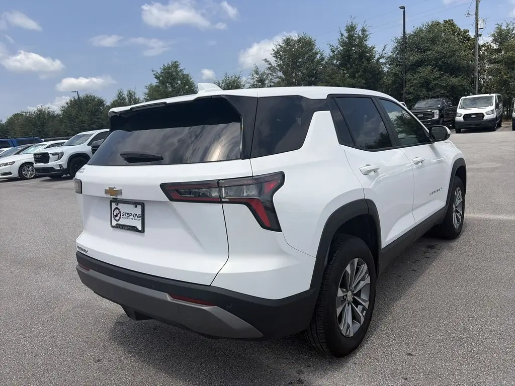 2025 Chevrolet Equinox - $23,560